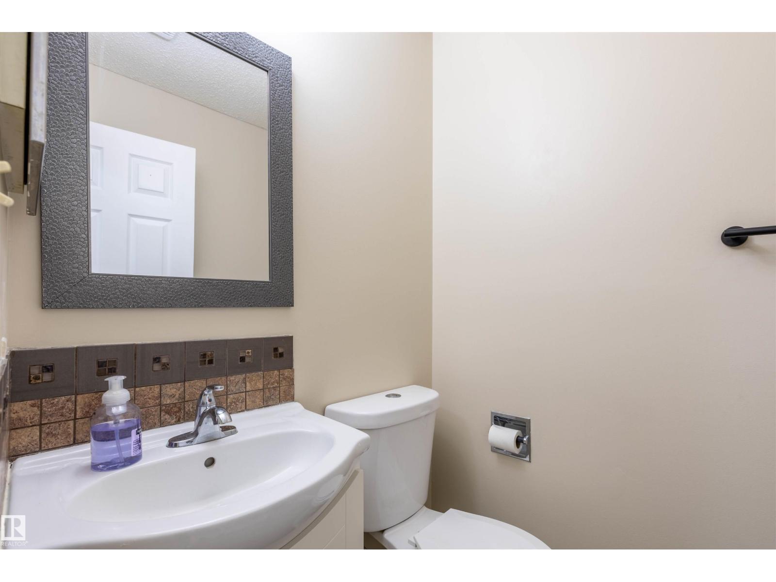 230 GRANDIN DR - 22