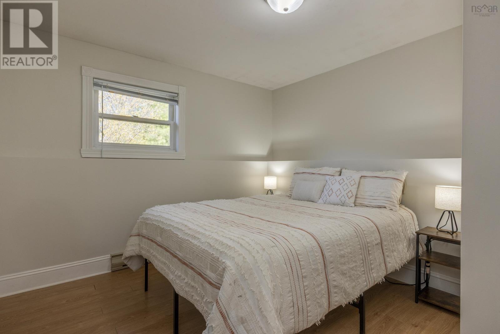Property 31 of 48 of 3164 Cornwallis Crescent