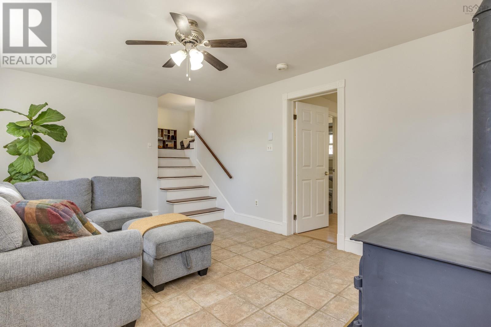 Property 43 of 48 of 3164 Cornwallis Crescent