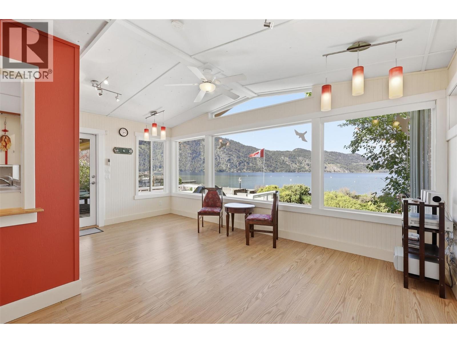 327 Lakeshore Drive, Chase