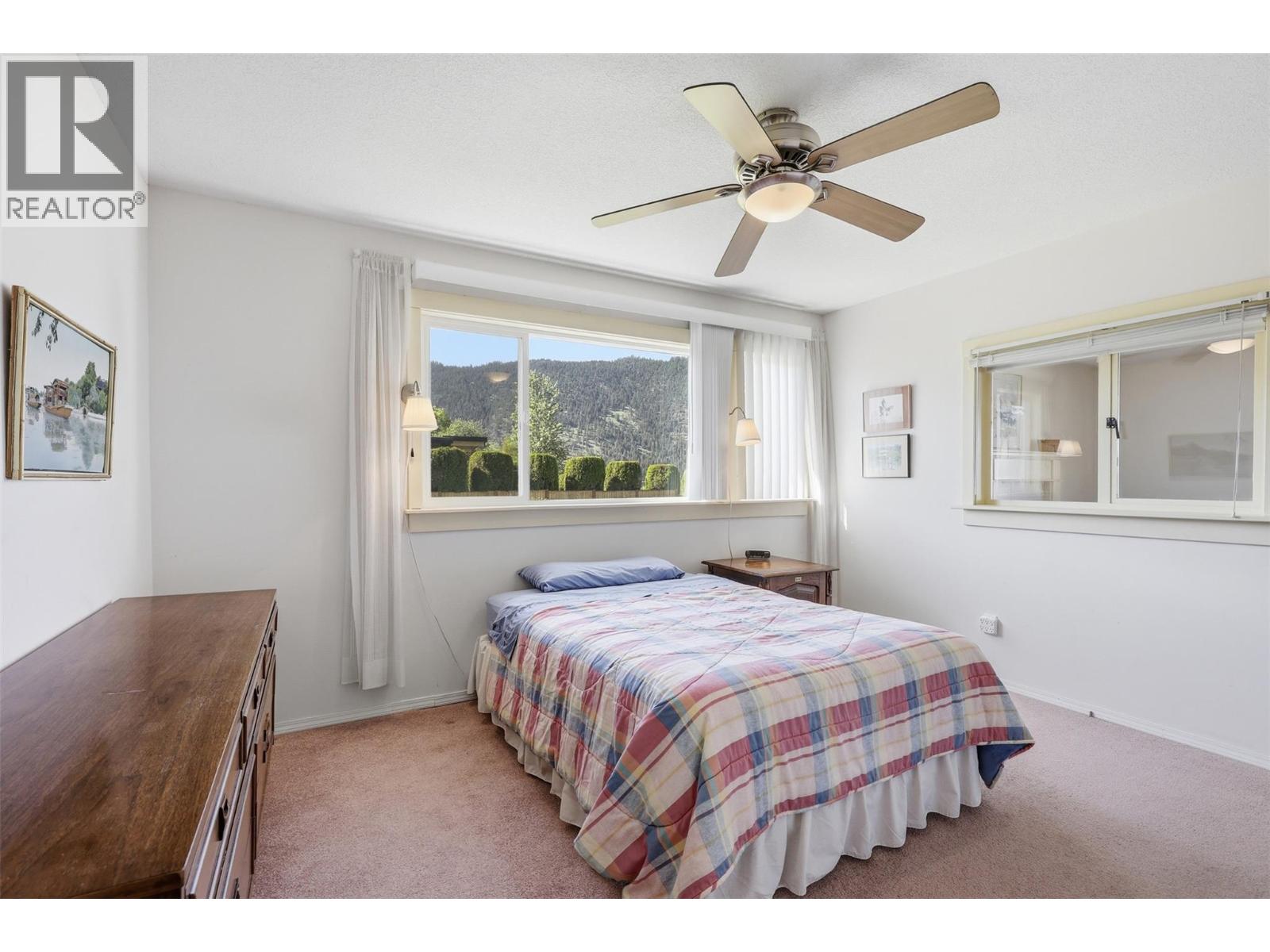 327 Lakeshore Drive, Chase