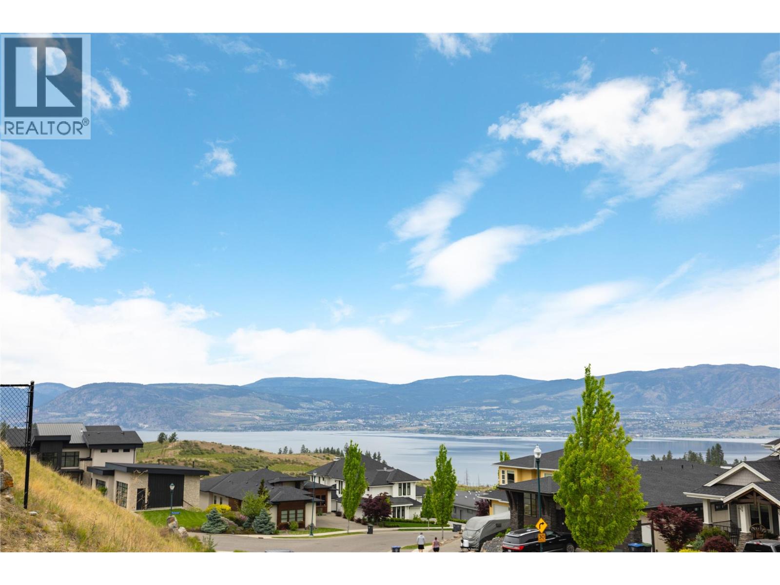 5677 Mountainside Drive, Kelowna