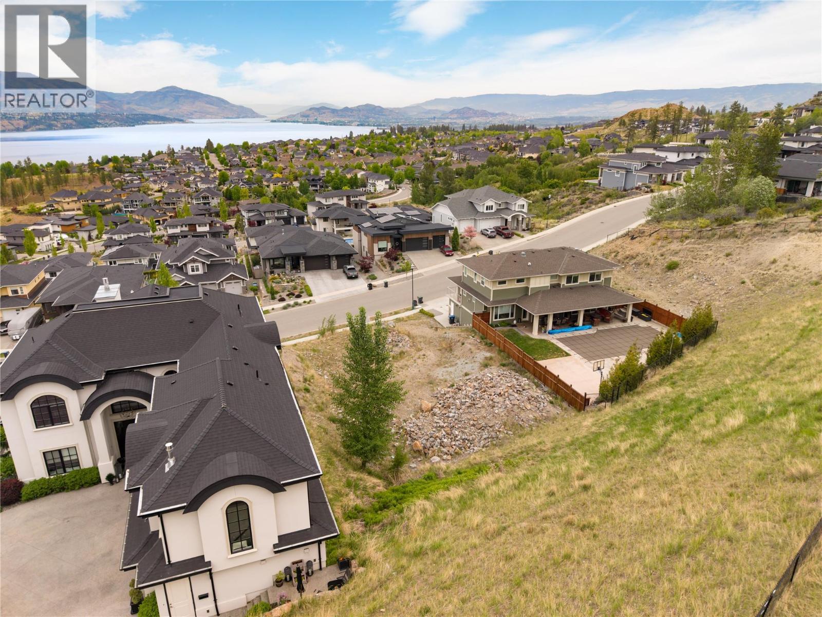 5677 Mountainside Drive, Kelowna