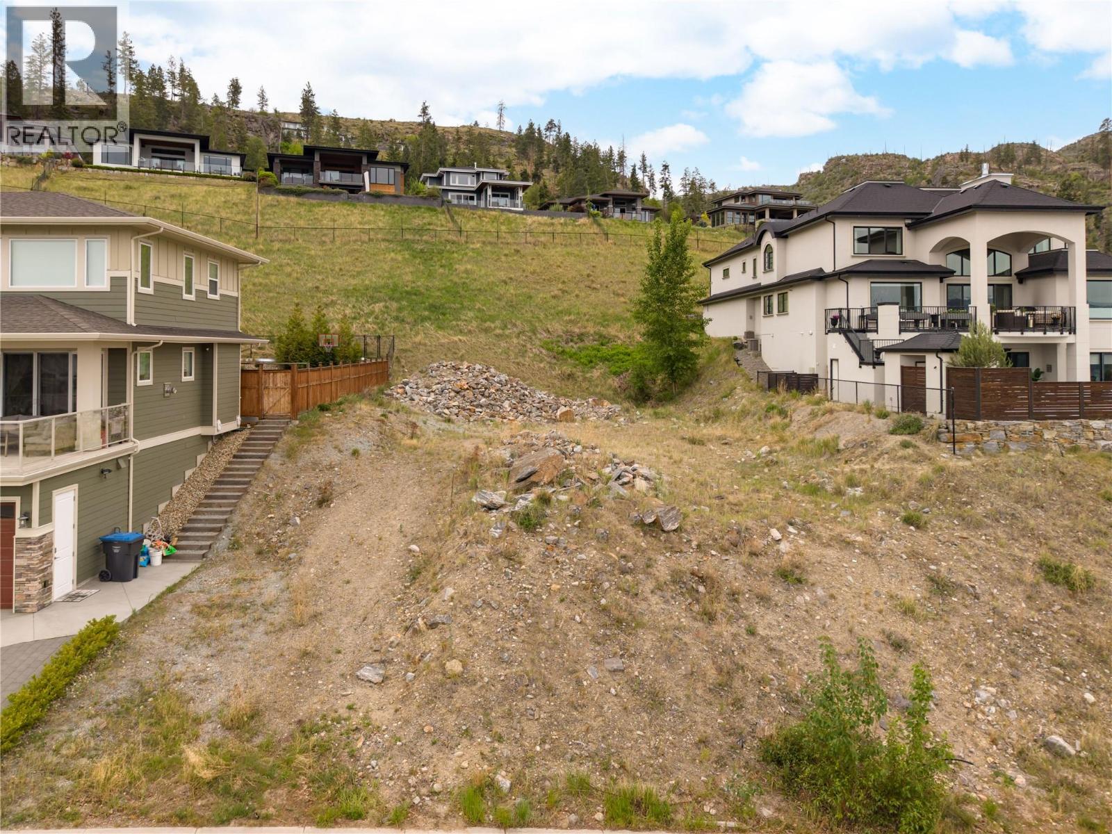 5677 Mountainside Drive, Kelowna