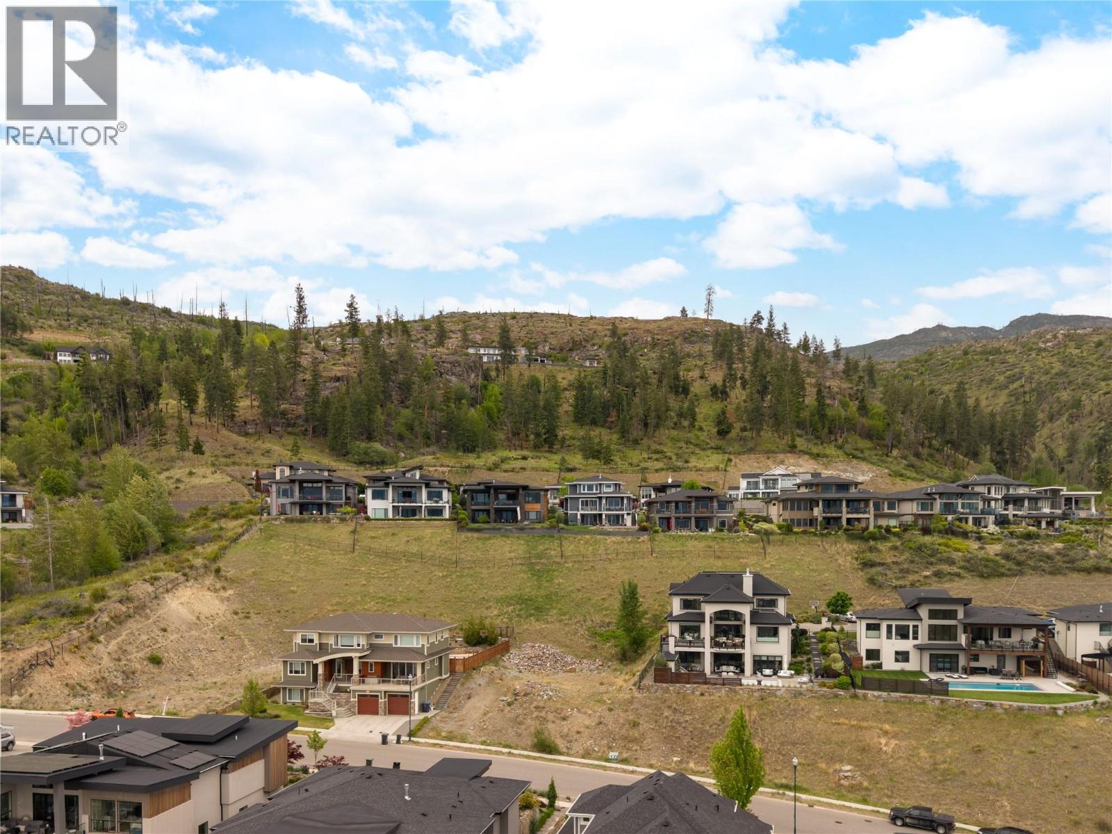 5677 Mountainside Drive, Kelowna