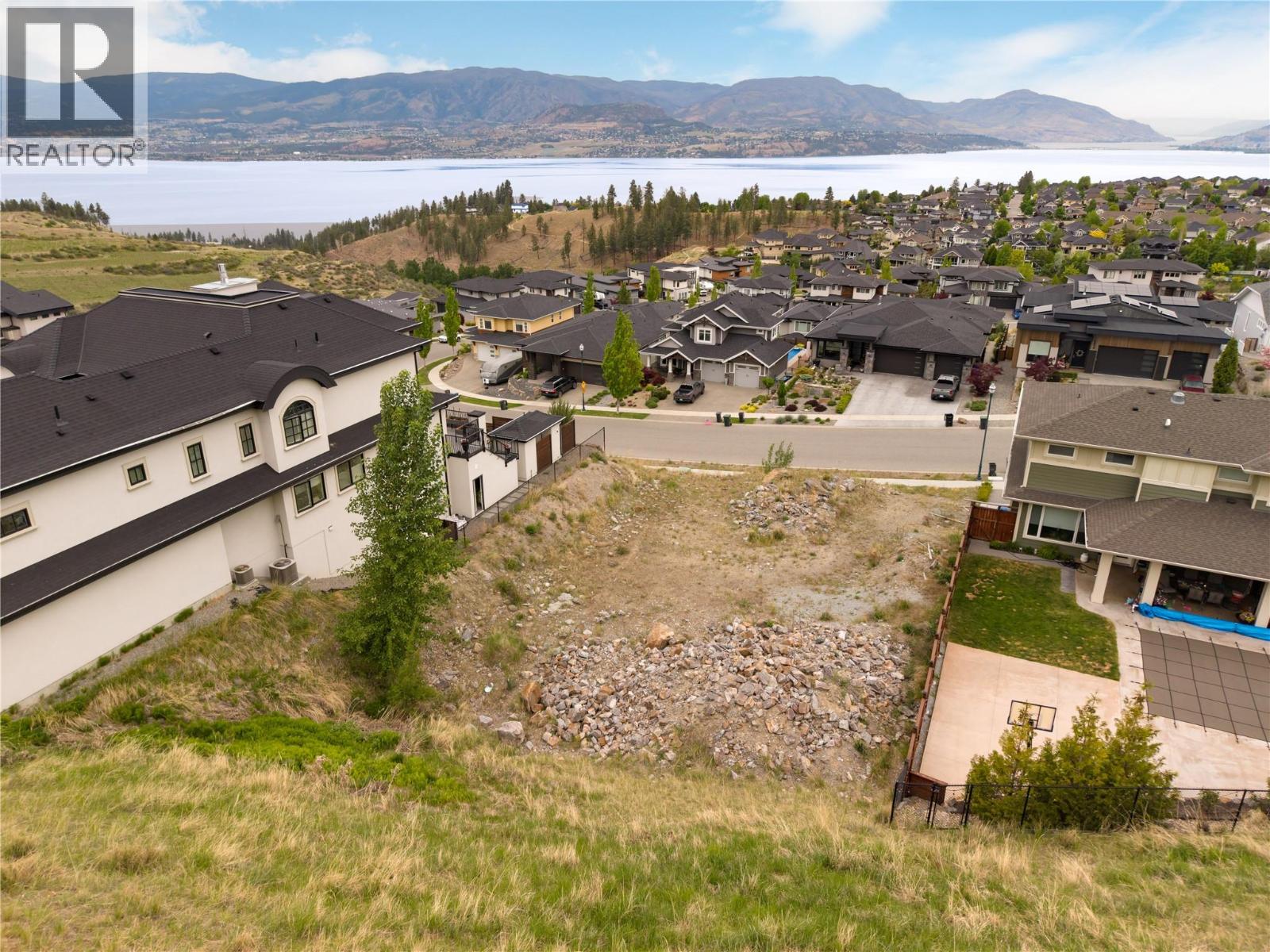5677 Mountainside Drive, Kelowna