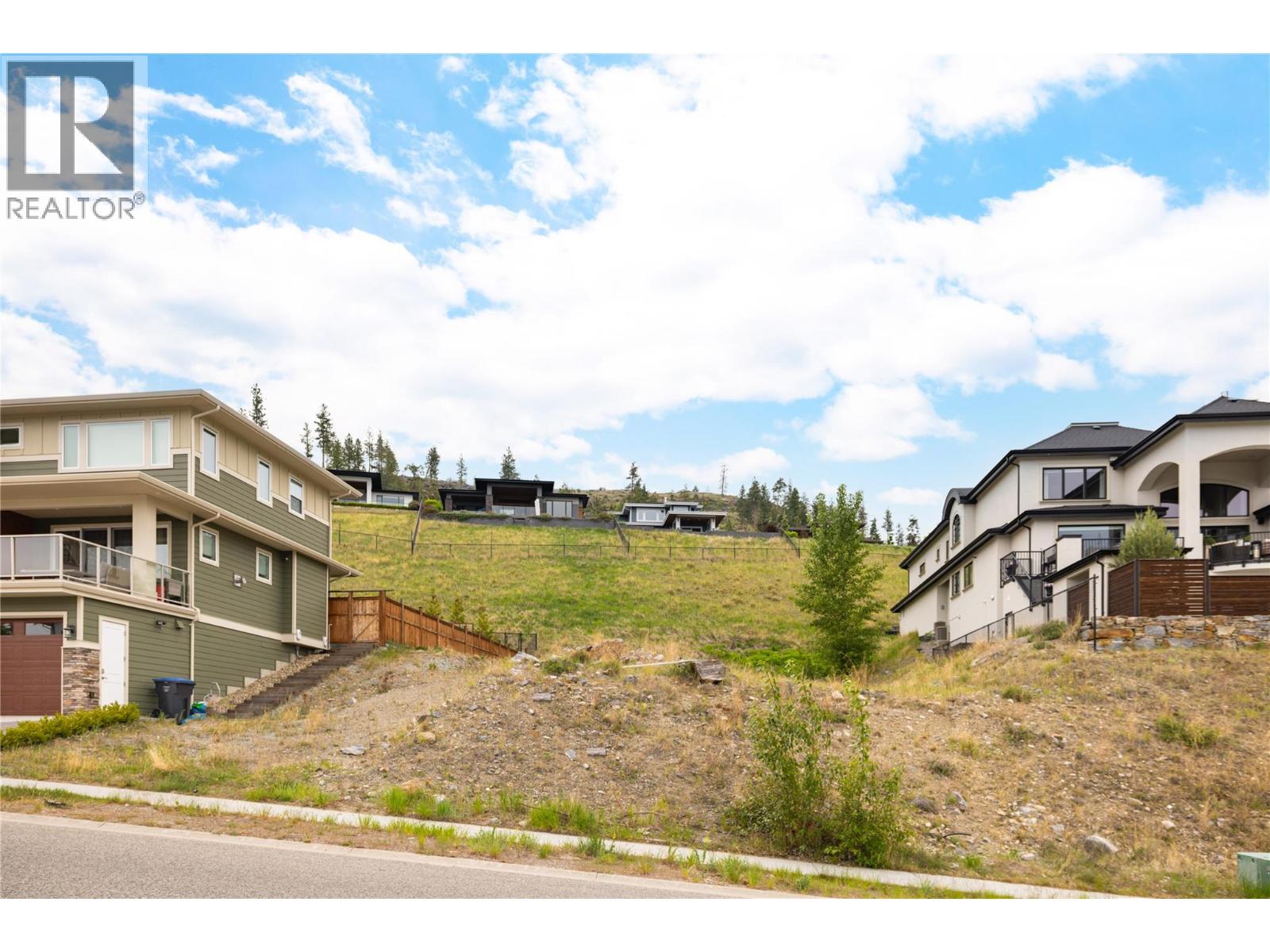 5677 Mountainside Drive, Kelowna