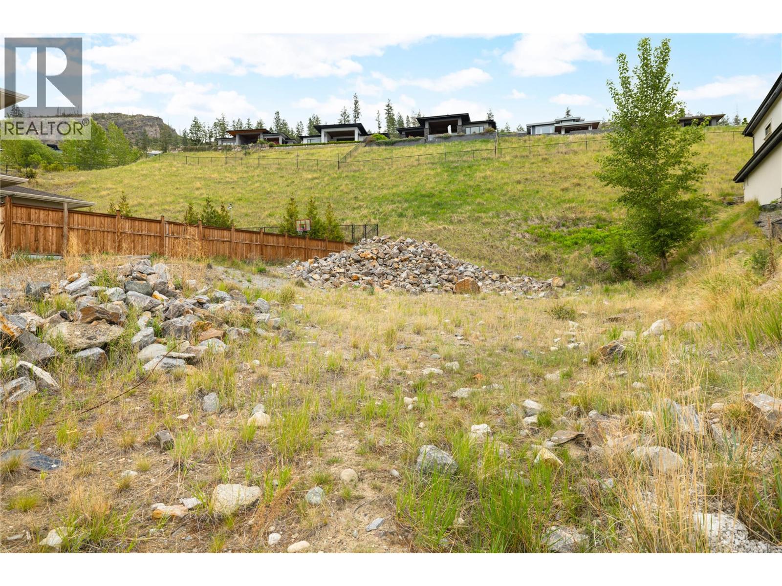 5677 Mountainside Drive, Kelowna