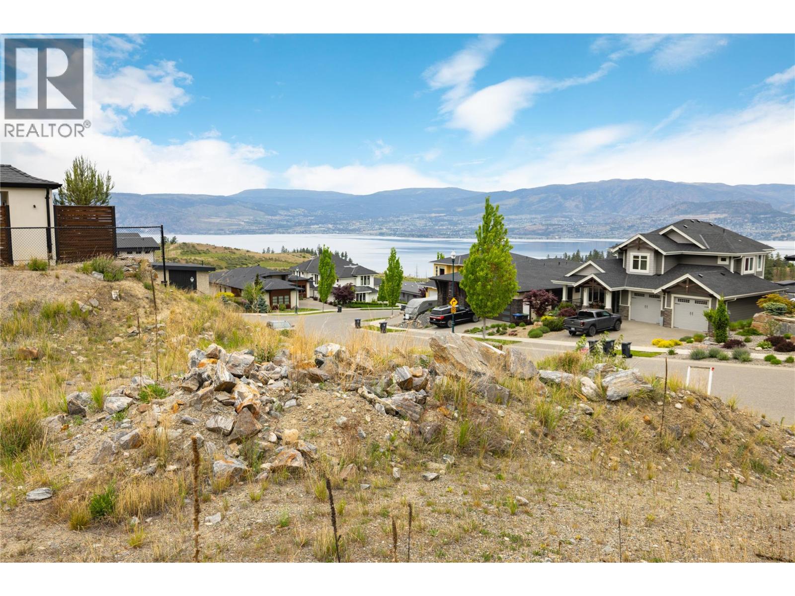 5677 Mountainside Drive, Kelowna