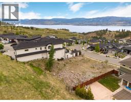 5677 Mountainside Drive, Kelowna, BC V1W5L5 Photo 12