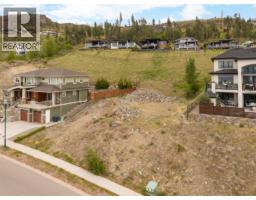 5677 Mountainside Drive, Kelowna, BC V1W5L5 Photo 19