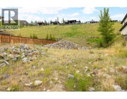 5677 Mountainside Drive, Kelowna, BC V1W5L5 Photo 6