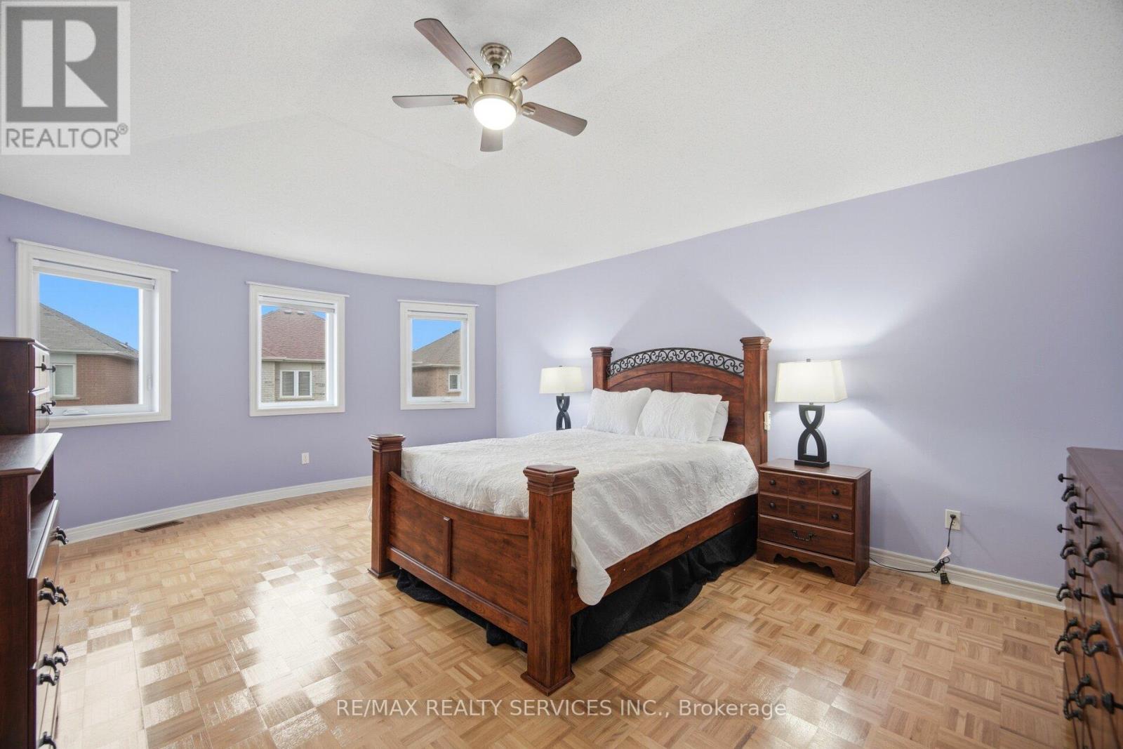 40 SIR JACOBS CRESCENT - 28