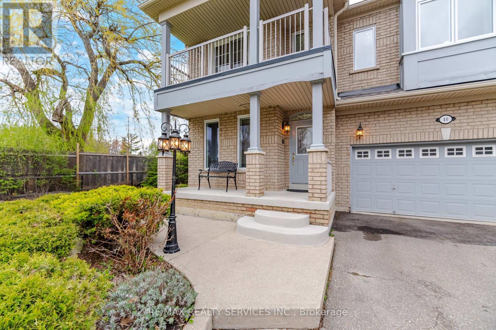 40 SIR JACOBS CRESCENT - 5