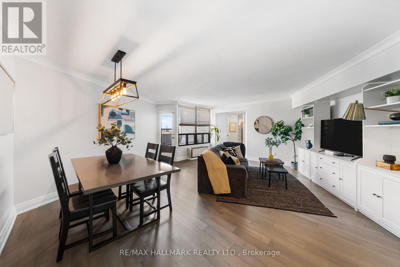 Listing photo of PH1 - 296 MILL ROAD