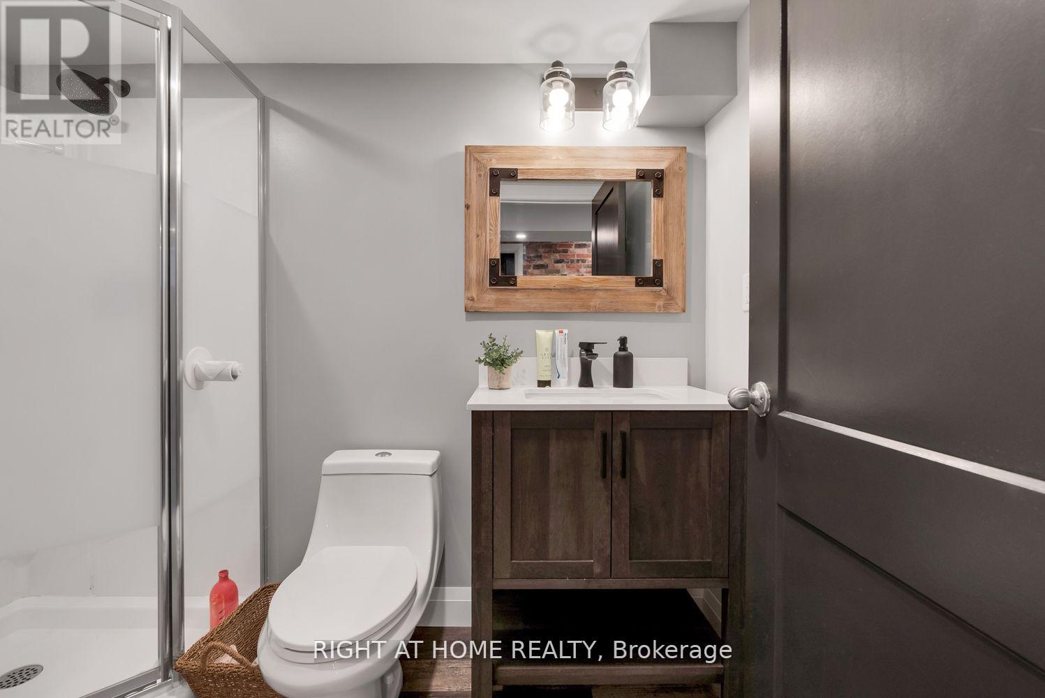 23 DON MORRIS COURT - 31
