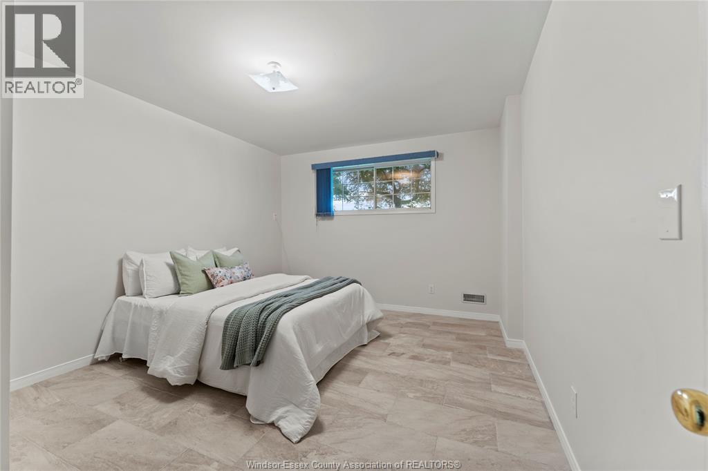 1560 GRAND MARAIS ROAD East, Windsor, Ontario, N8W1W2 — Photo 24