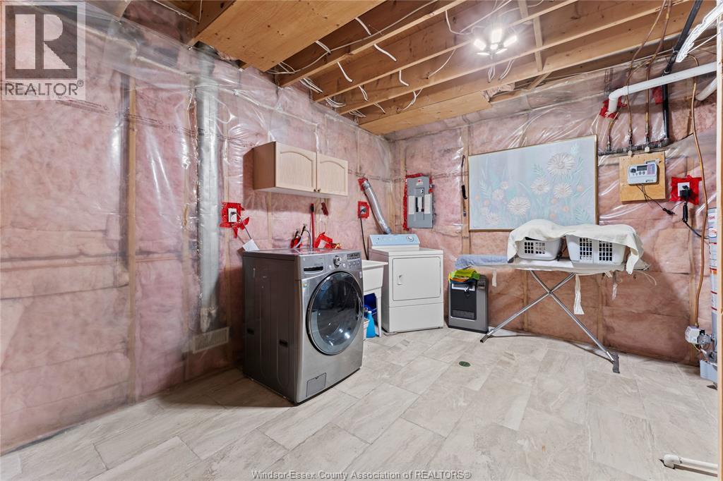 1560 GRAND MARAIS ROAD East, Windsor, Ontario, N8W1W2 — Photo 25