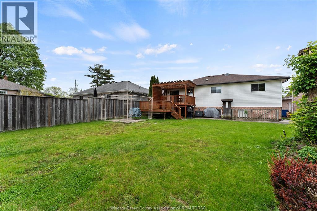 1560 GRAND MARAIS ROAD East, Windsor, Ontario, N8W1W2 — Photo 17