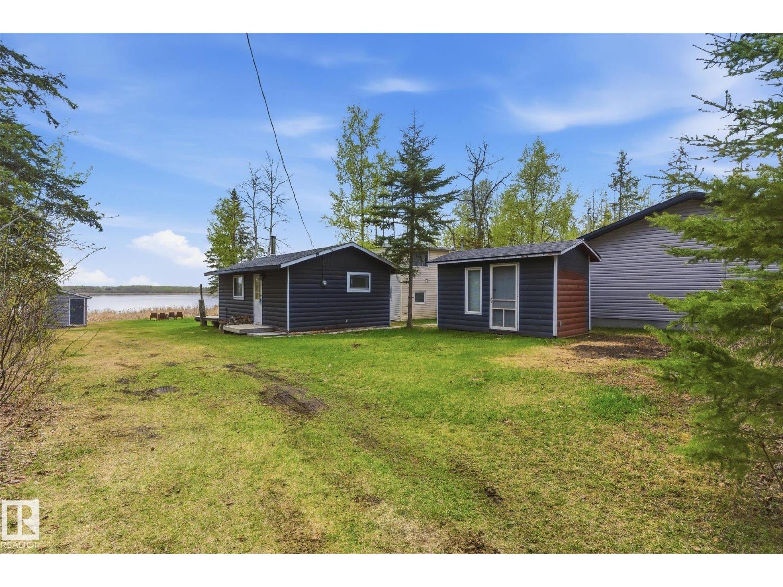 299 Lakeshore Drive - 1