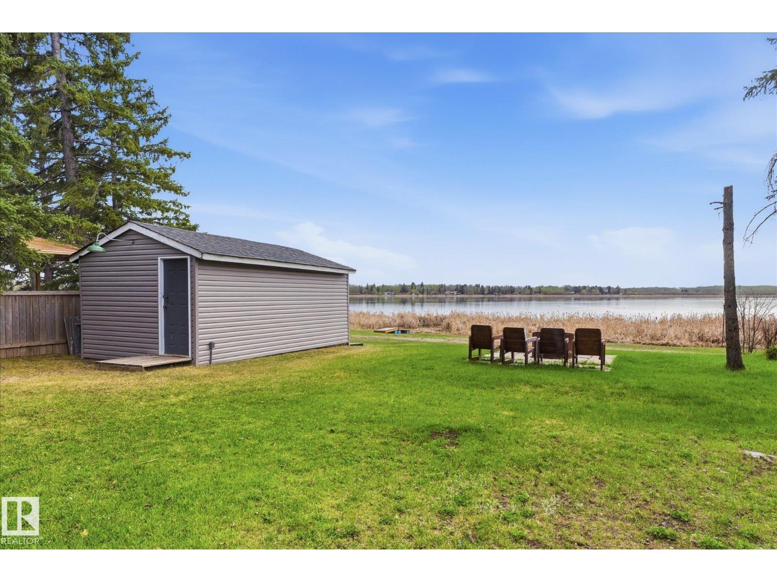 299 Lakeshore Drive - 31