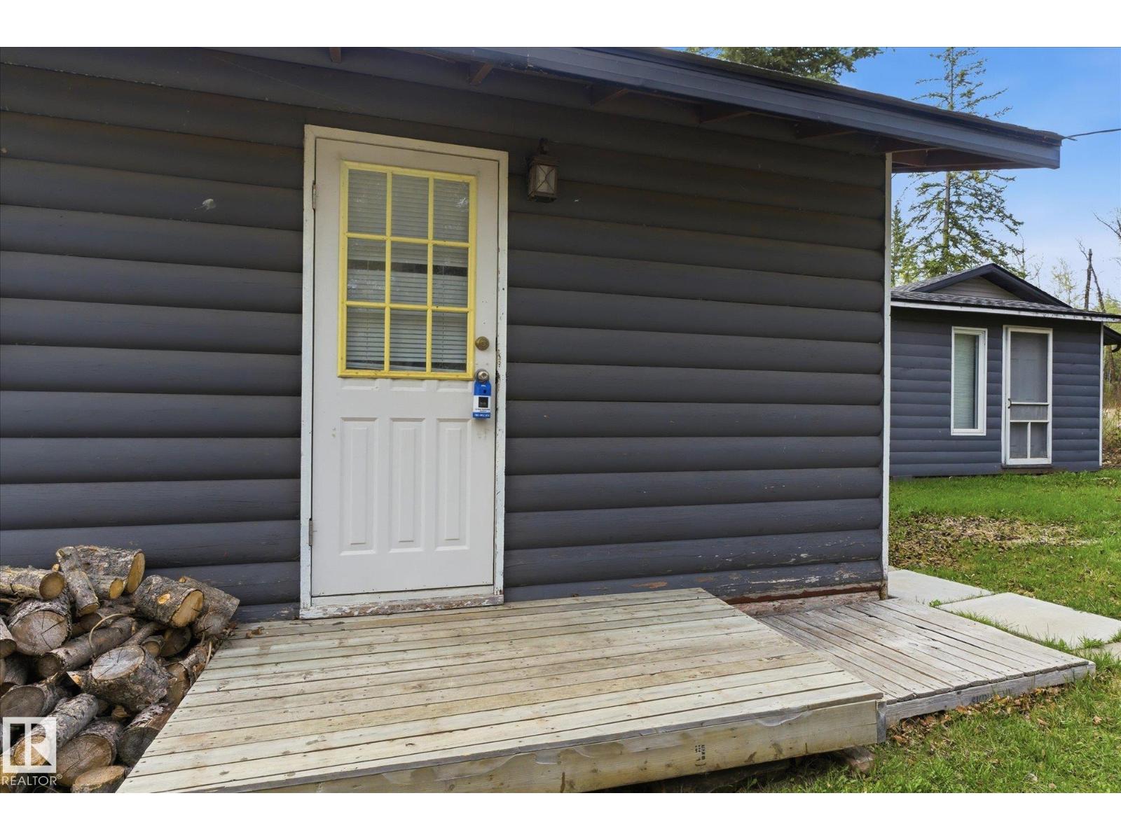 299 Lakeshore Drive - 6