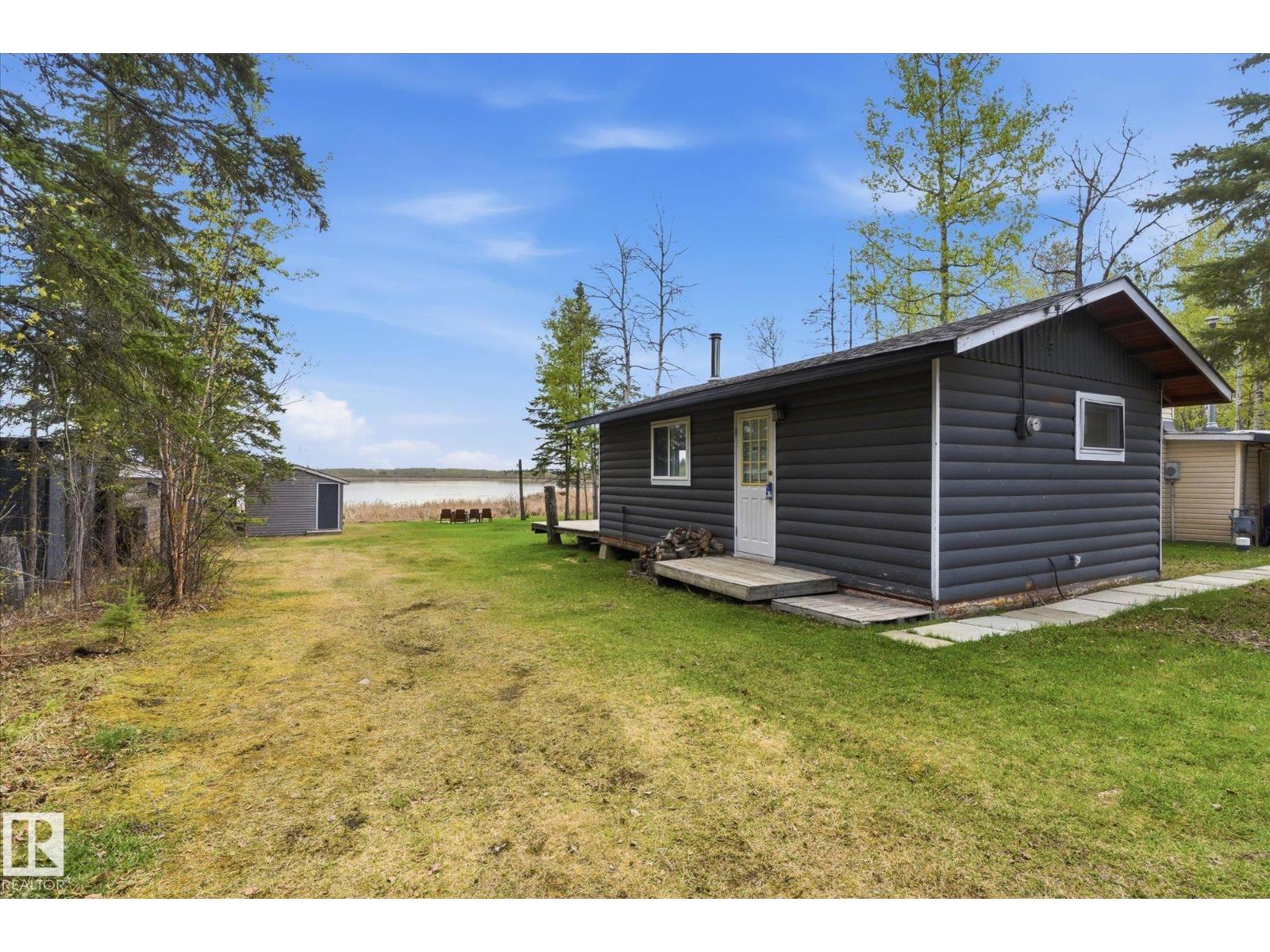 299 Lakeshore Drive - 5