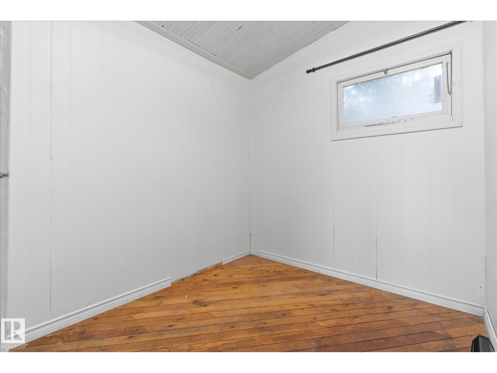 299 Lakeshore Drive - 16