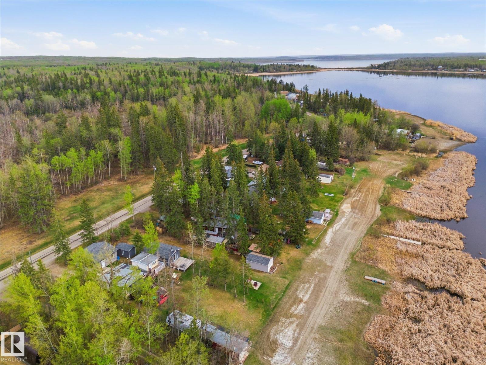 299 Lakeshore Drive - 39