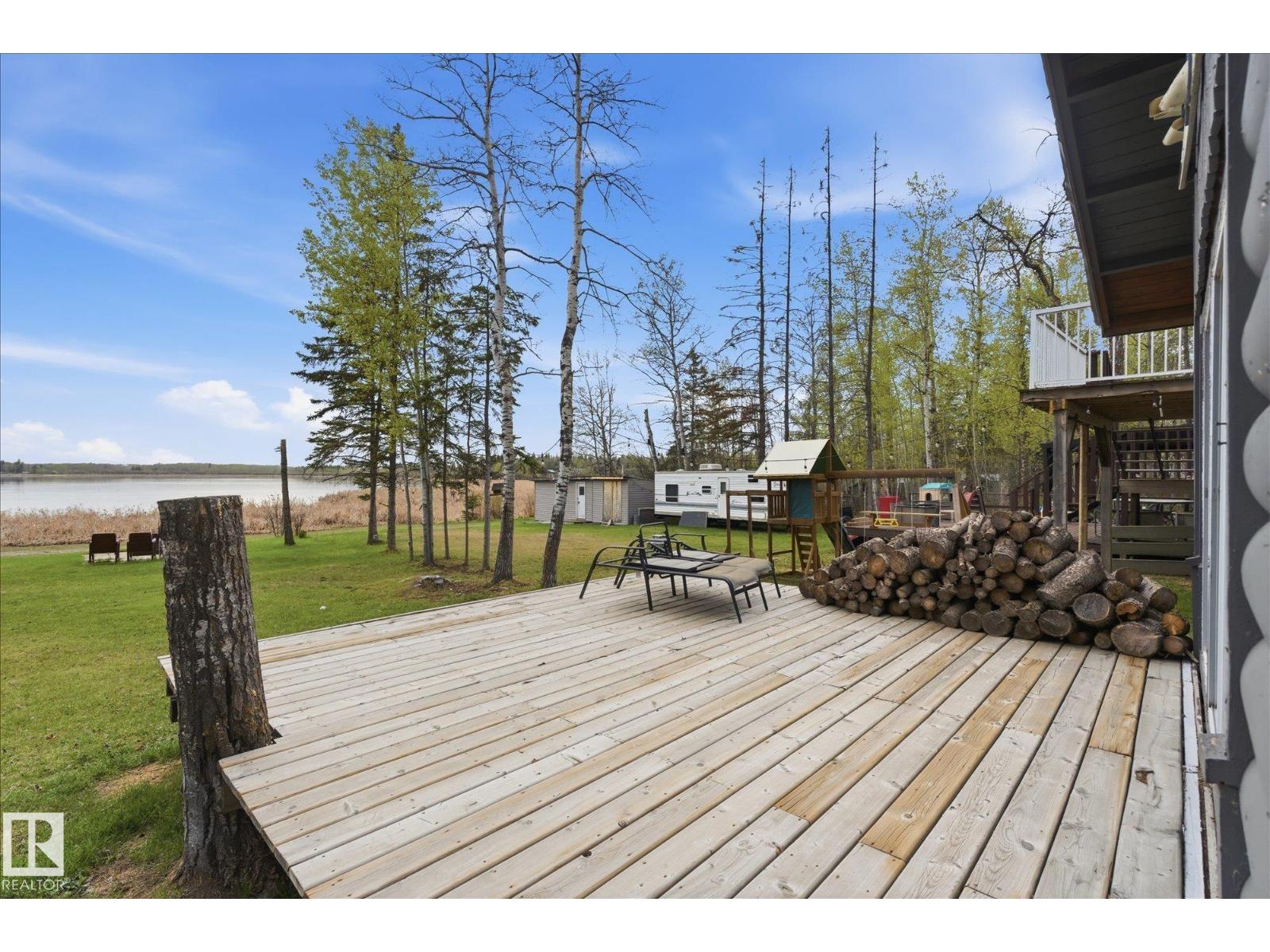 299 Lakeshore Drive - 22