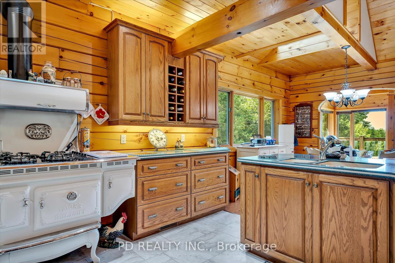 48 STURGEON GLEN ROAD - 22