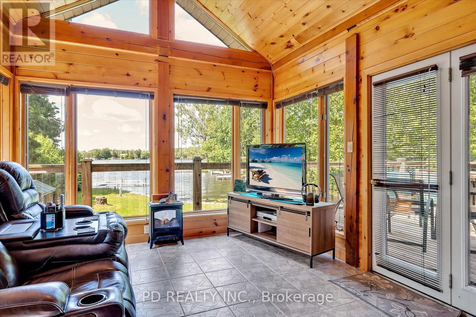 48 STURGEON GLEN ROAD - 26