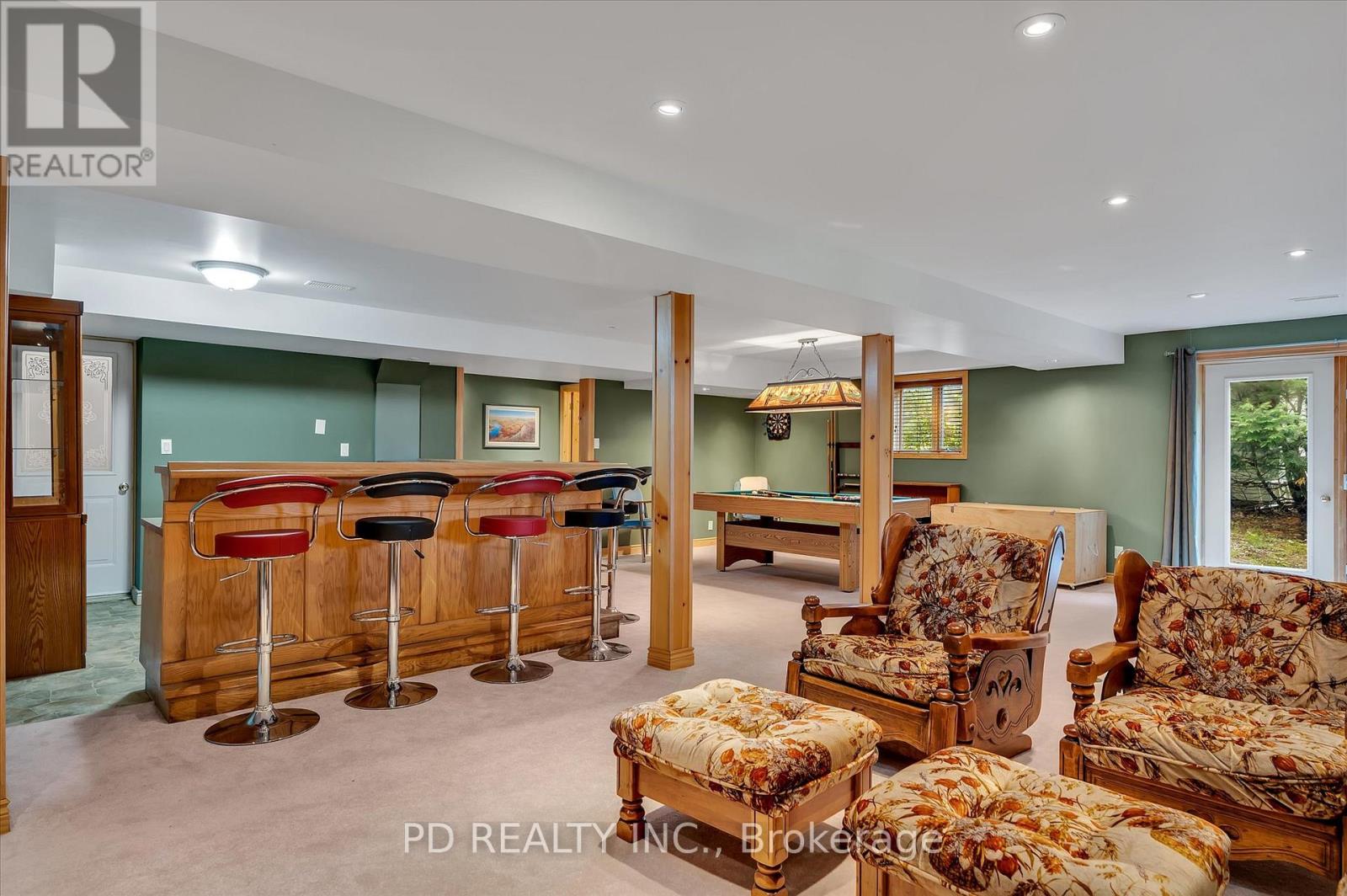 48 STURGEON GLEN ROAD - 43