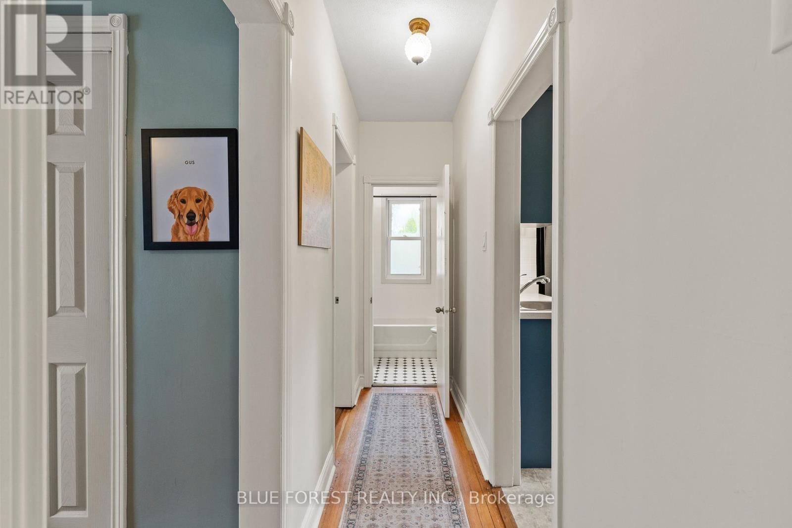 31 EASTMAN AVENUE - 11