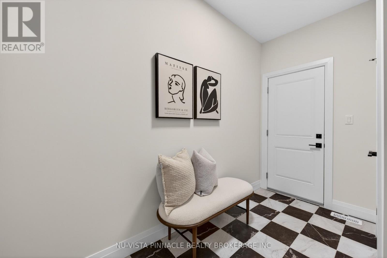 71 BASIL CRESCENT - 39