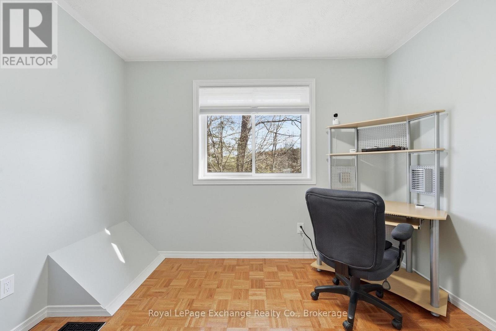 924 TANGLEWOOD DRIVE - 18