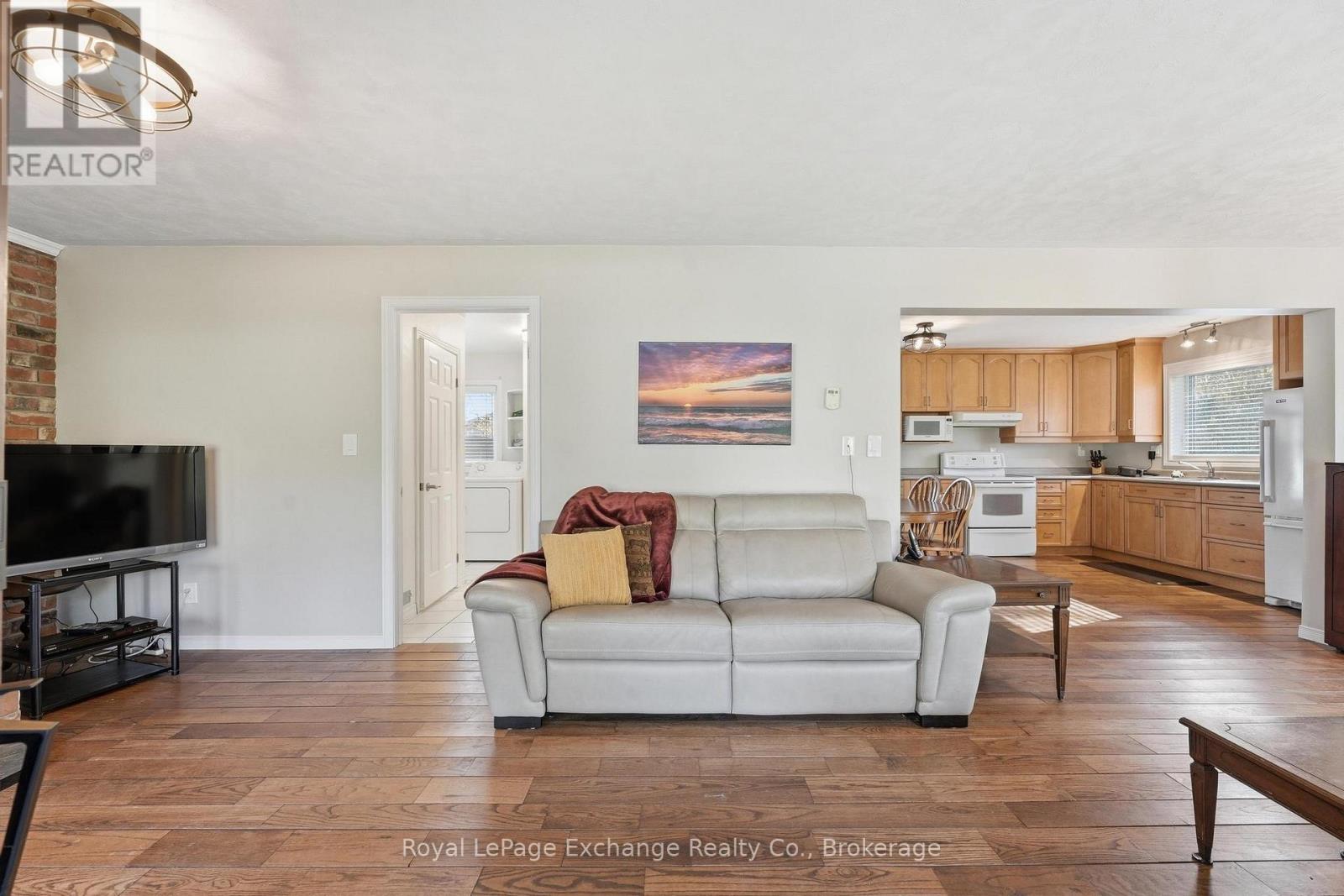 924 TANGLEWOOD DRIVE - 2