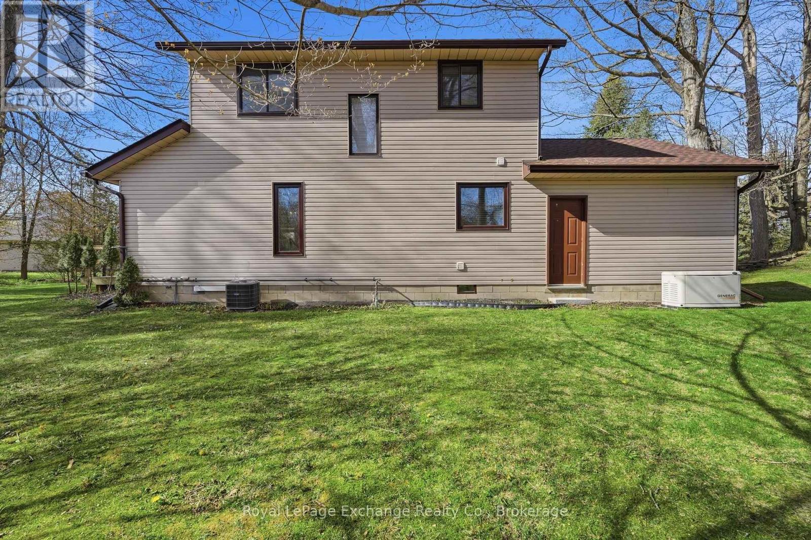 924 TANGLEWOOD DRIVE - 27