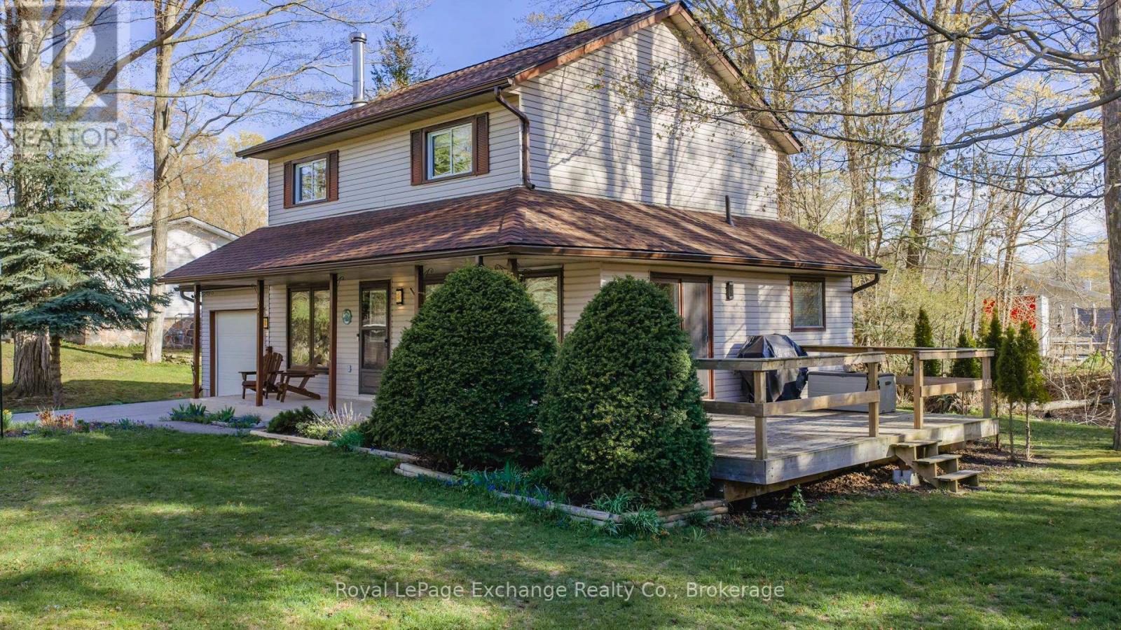 924 TANGLEWOOD DRIVE - 33