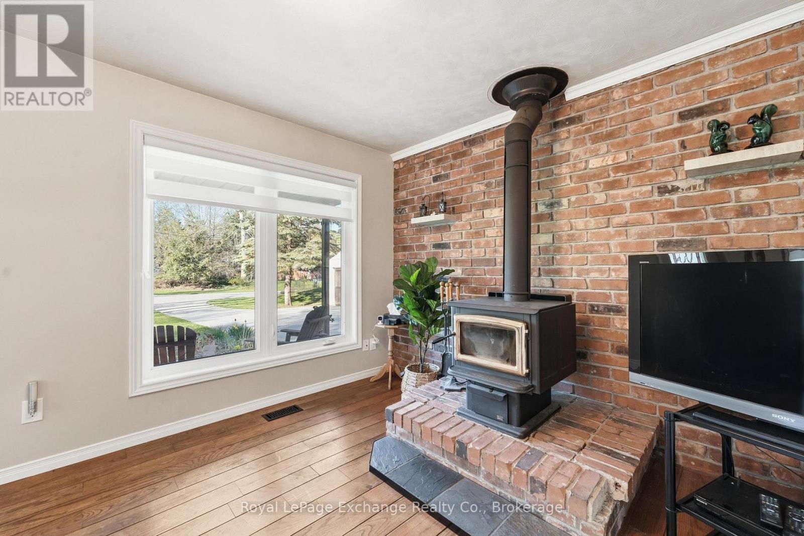 924 TANGLEWOOD DRIVE - 7