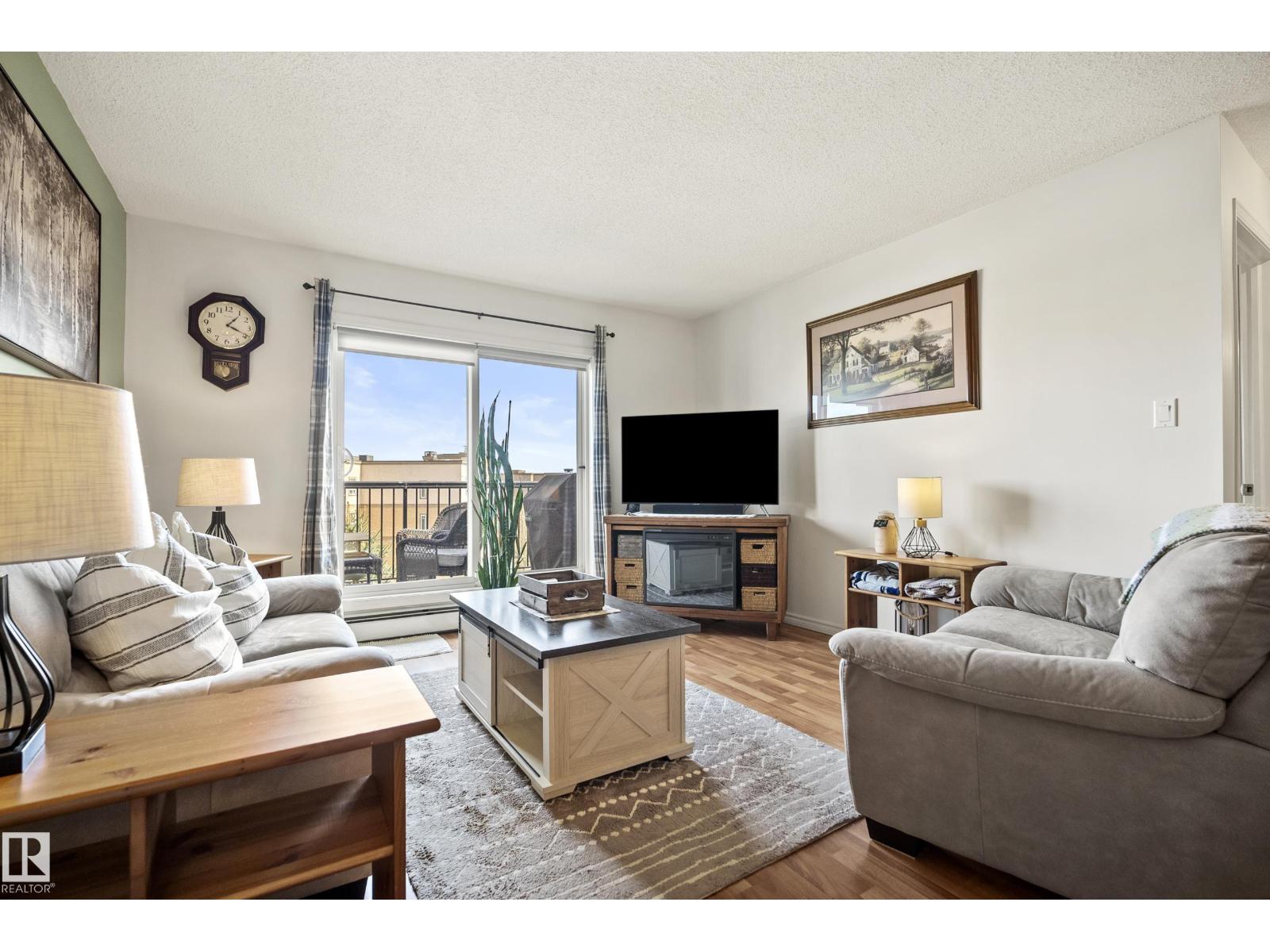 #440 2436 GUARDIAN RD NW - 10