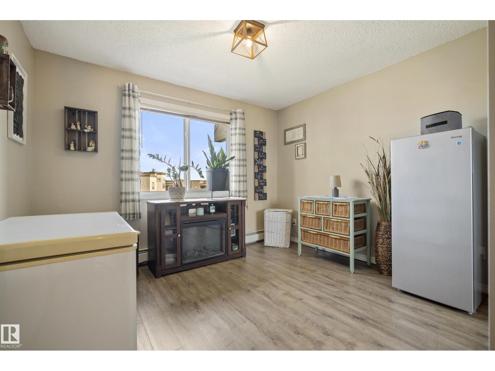 #440 2436 GUARDIAN RD NW - 18