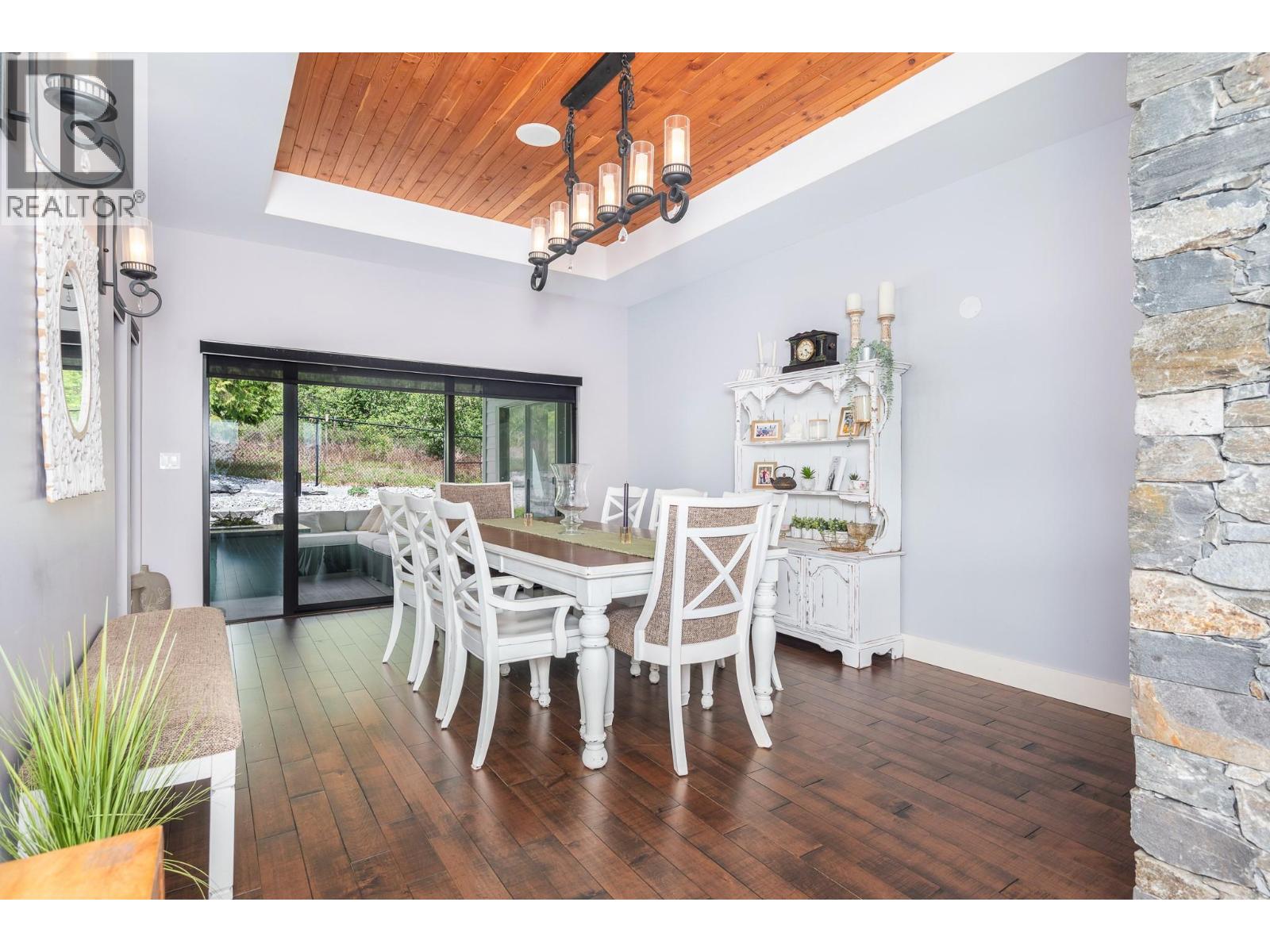 7436 Sun Peaks Drive, Vernon