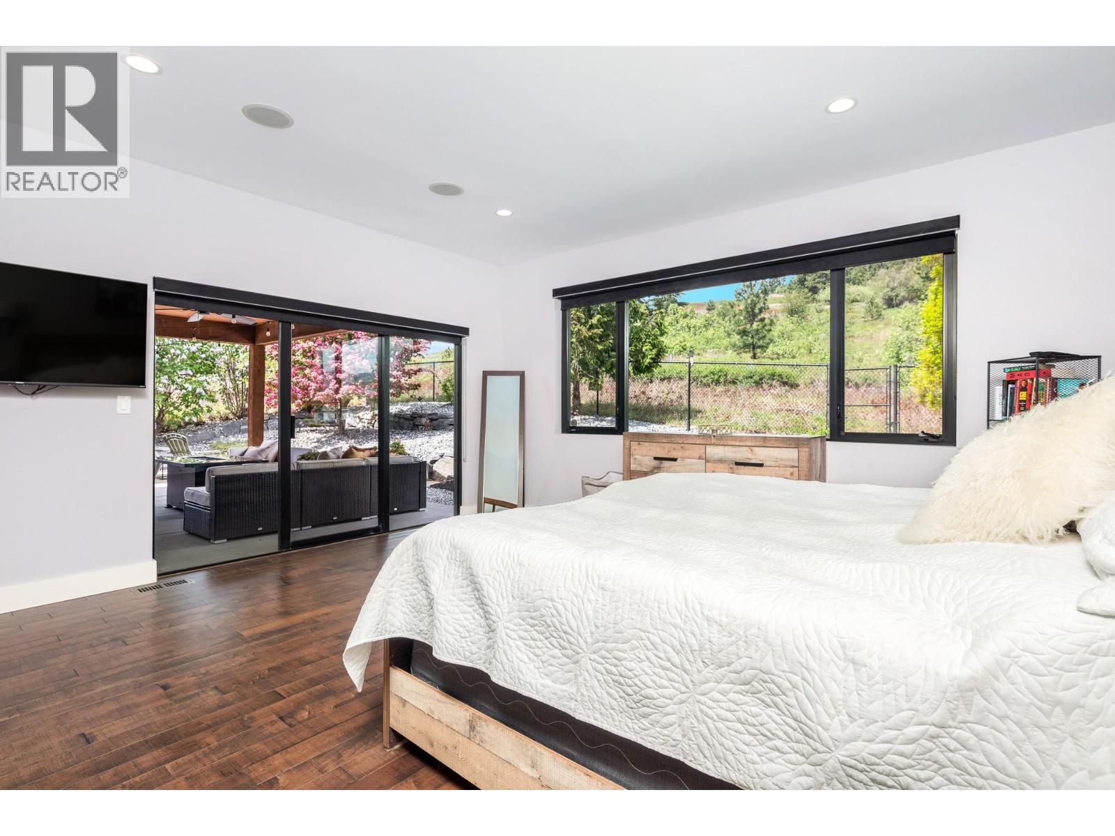 7436 Sun Peaks Drive, Vernon