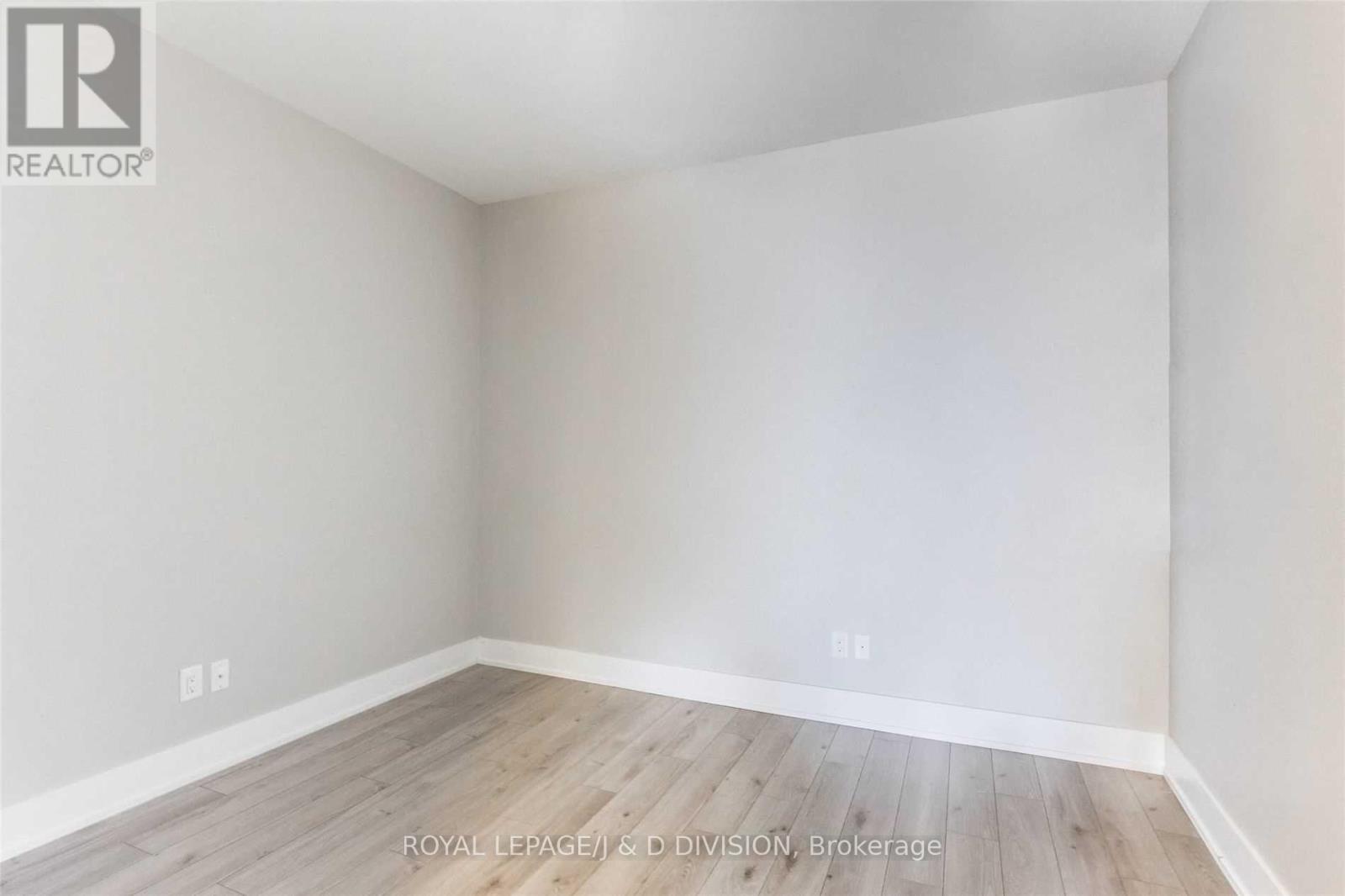 #1408 111 ST CLAIR AVENUE W - 21