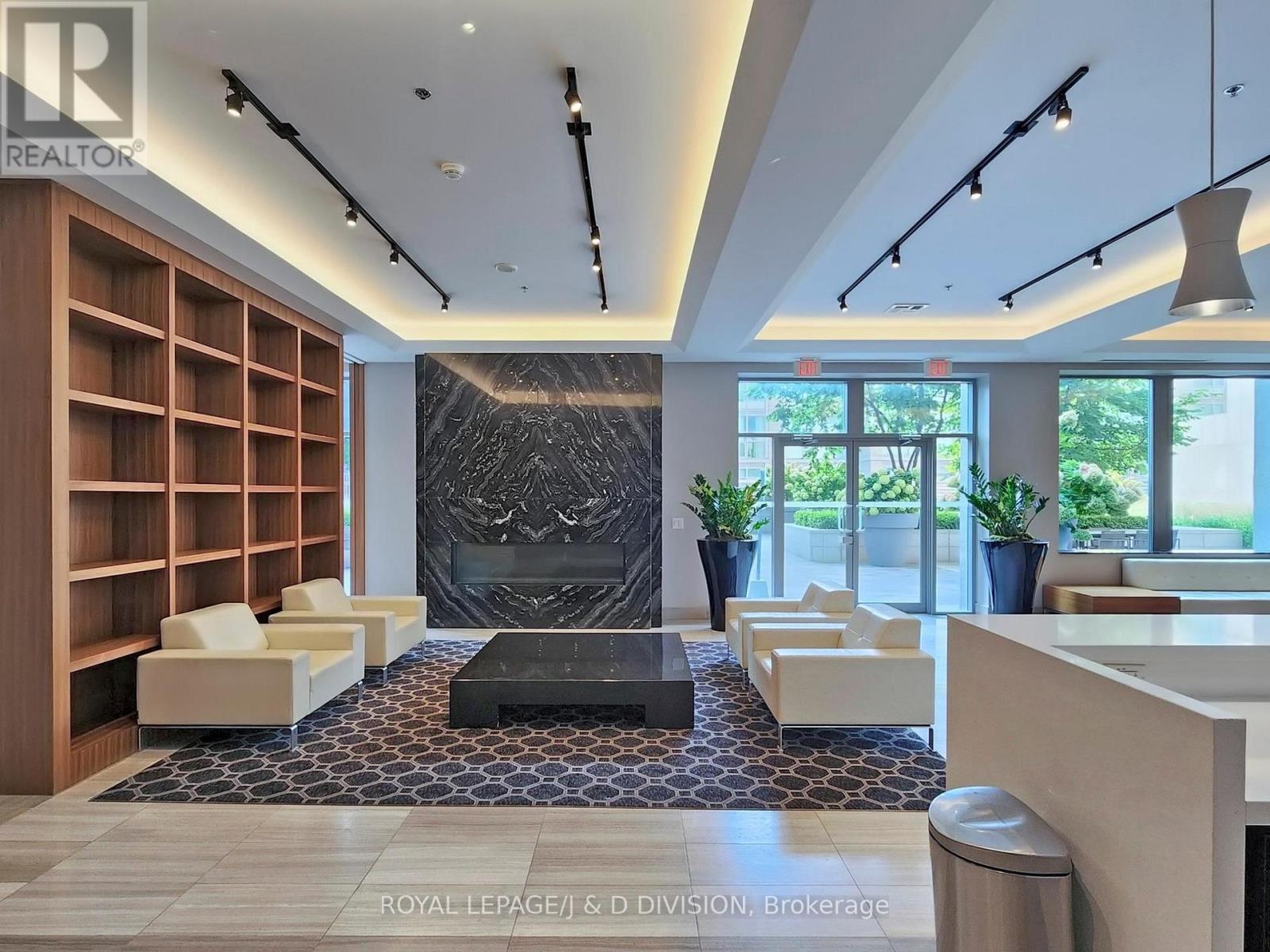 #1408 111 ST CLAIR AVENUE W - 28