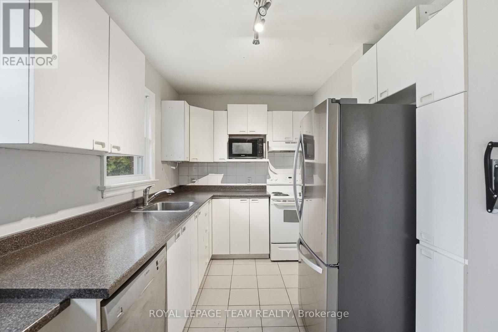 49 CROWNHILL STREET - 14