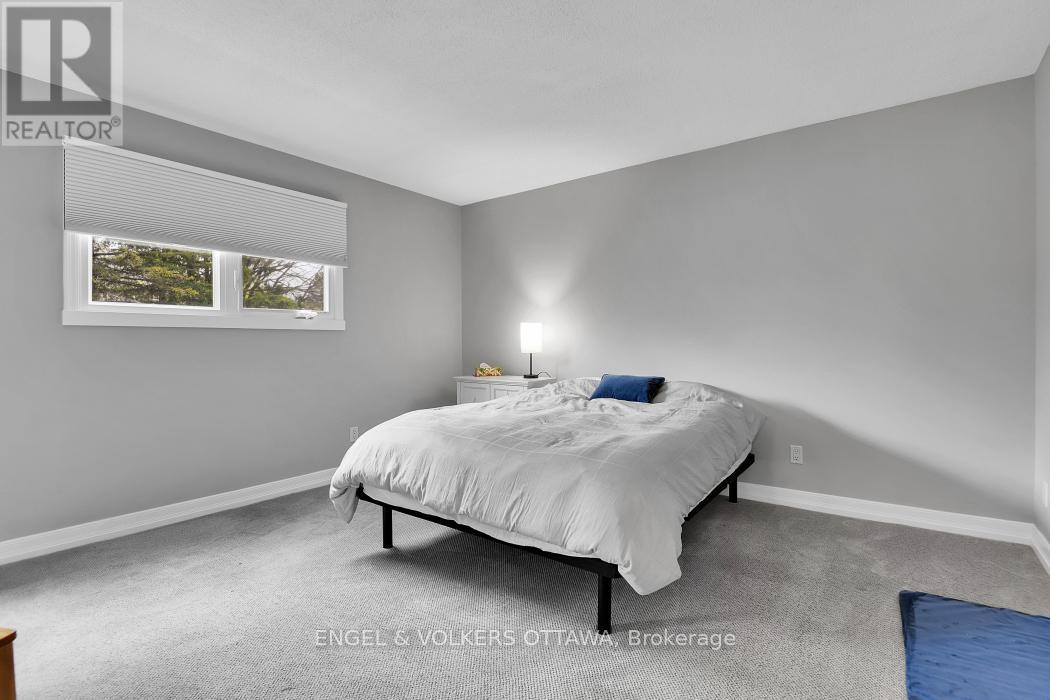 1477 JARVIS DRIVE - 19