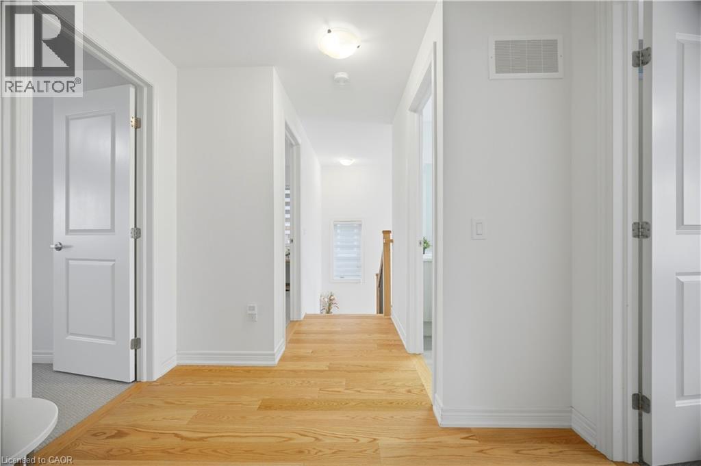 12 SHAWBRIDGE Court, Stoney Creek, Ontario, L8J0M8 — Photo 10