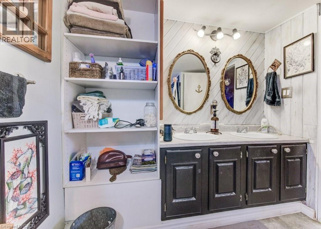 56 LILAC Street, Kitchener, Ontario, N2G3A8 — Photo 6